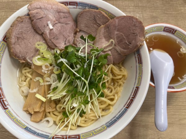 「チャーシュー油そば中盛」@宝華らぁめんの写真