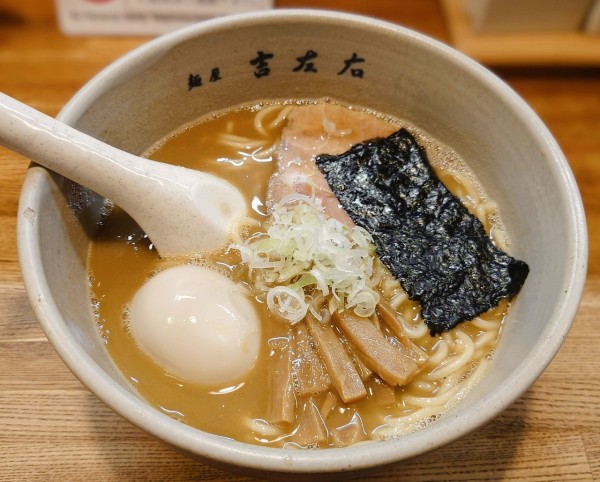「味玉らーめん」@麺屋吉左右の写真