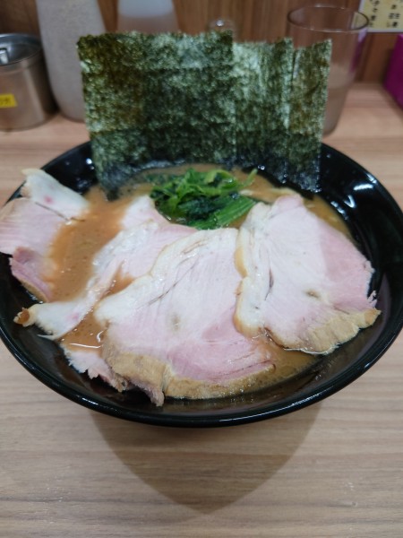 「チャーシュー麺  硬め  濃いめ」@横浜ラーメン 響家の写真