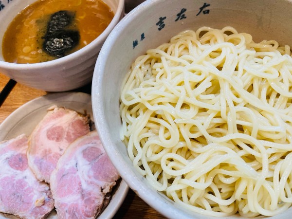 「大盛りつけ麺味玉 1,400円 チャーシュー 500円」@麺屋吉左右の写真