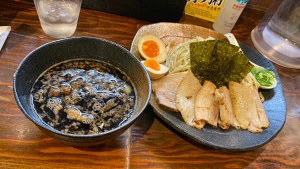 「つけ麺もつ 並スペシャル ¥1,300」@龍の家 新宿小滝橋通り店の写真