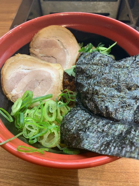 「魚介豚骨まぜそば」@無添くら寿司 いわき平店の写真