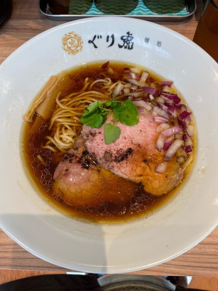 「黒トリュフ香る醤油そば」@麺処ぐり虎 名古屋栄店の写真