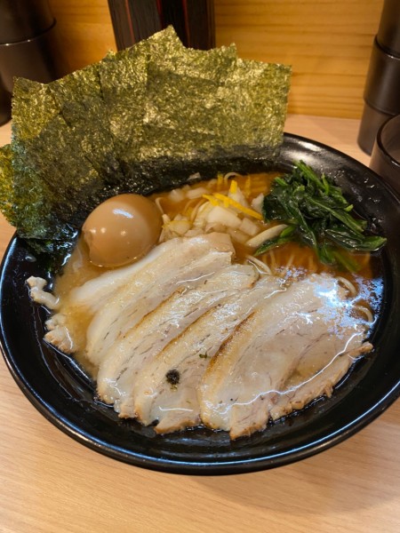 「スペシャルこがし醤油　アブラ飯」@麺家 凛の写真