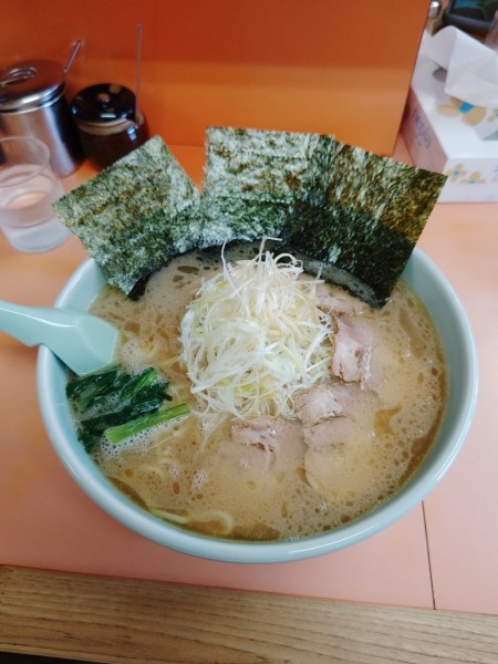 「ネギチャーシューメン(大盛)(1,300円)」@梅浜亭の写真