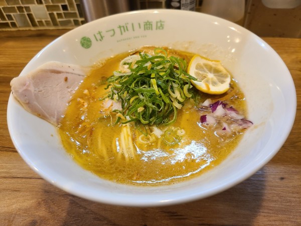 「こってりねぎ塩そば」@はつがい商店の写真