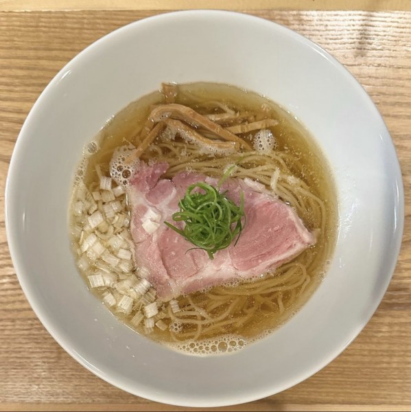 「塩らぁ麺」@のど黒らぁ麺 永屋の写真