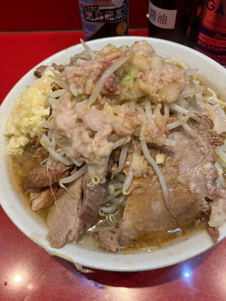 「小豚増し」@ラーメン二郎 西台駅前店の写真