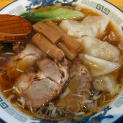 中華そば醤油 ワンタントッピング