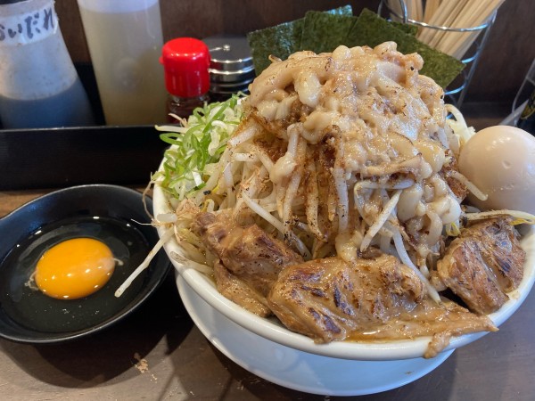 「五坊ラーメン(各種トッピング)中盛¥1050」@めん屋 五坊の写真