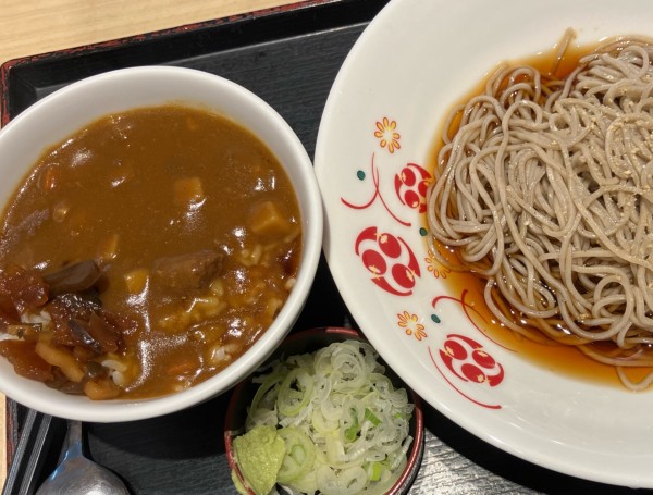 「ミニカレー丼セット680円」@いろり庵きらく 南船橋店の写真