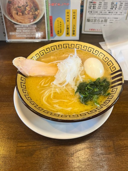 「鳥はまらぁめん 味玉醤油」@らぁ麺 しろがね 安曇野店の写真