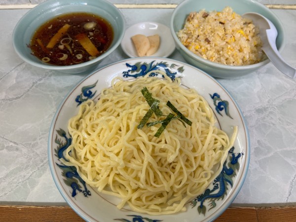 「半チャンつけ麺」@丸長 宮原店の写真