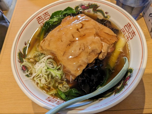 「四つ角ラーメン」@四つ角飯店の写真
