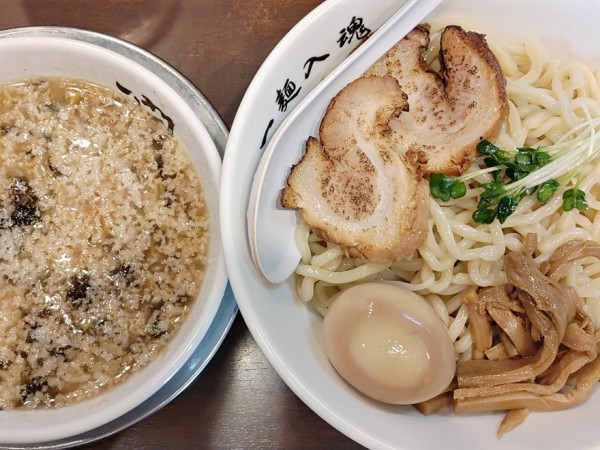 「つけめん（大油）＋煮玉子」@らーめん潤 亀戸店の写真