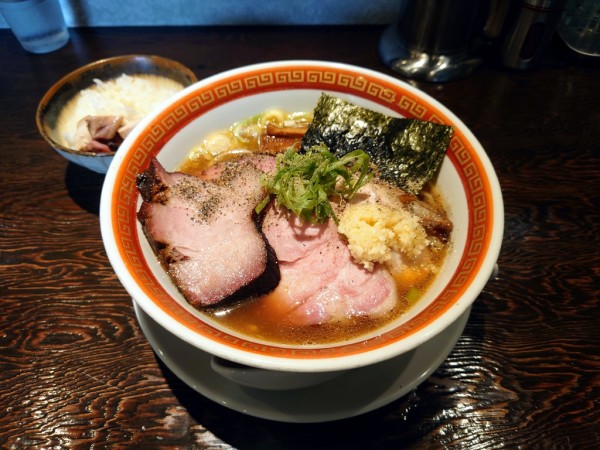 「柳+チャーシュー+白ごはん」@中華蕎麦 柳の写真