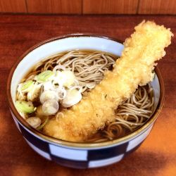 いか天そば(490円)