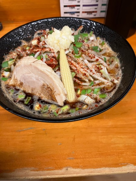 「蠍ラーメン普通盛りカラ少なめシビレ増しもやし大盛りにんにく830」@Japanese soba Noodles 蠍の写真