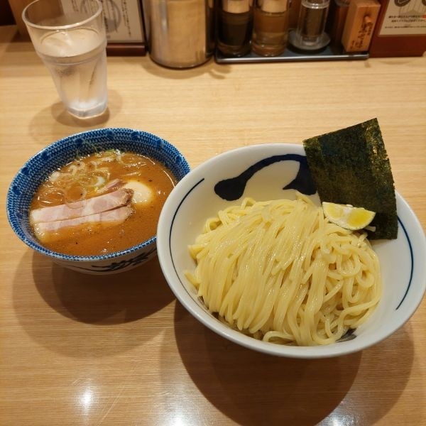 「濃厚つけ麺大盛」@つじ田 大森店の写真
