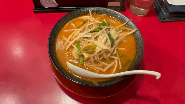 「辛味噌らぁ麺」@中華食堂 一番館 新大久保店の写真