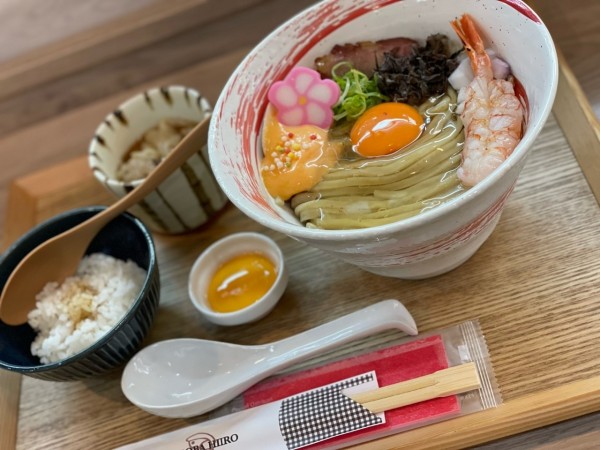 「ETM＋雲呑」@えびそば 緋彩の写真