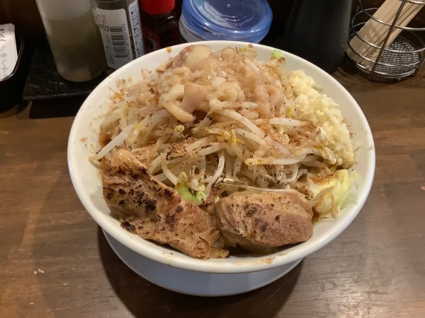 「小ラーメン、野菜・アブラ少なめ、ニンニク多め」@めん屋 五坊の写真
