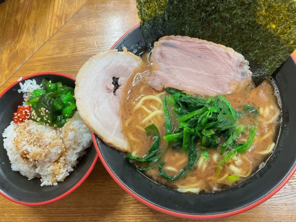 「ラーメン＋豚バラ」@麺家 紫極の写真