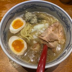 極め濃厚煮干しらーめん