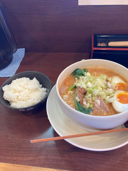 「特製坦々麺+ライス無料サービス」@ラーメン 富士亭の写真