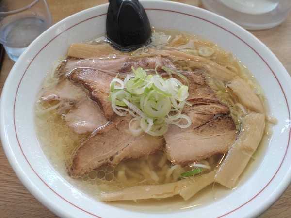 「塩ラーメン820円」@麺や飯や 仁の写真