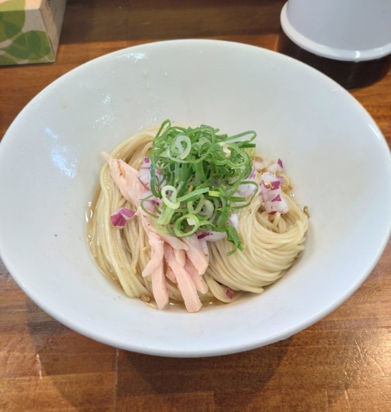 「冷やしアゴ節和え玉」@塩らーめん 千茶屋の写真