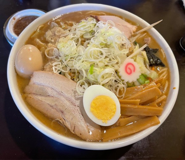 「🉐中華そば中盛り➕味脂」@東池袋大勝軒 しのやの写真