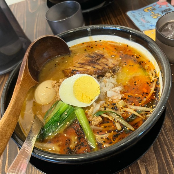 「味噌坦々麺」@味噌ラーメン専門店 日月堂 浦和さいど店の写真