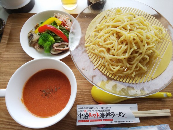「【限定】中泊トマト冷やしつけ麺　950円」@ピュアレストランの写真