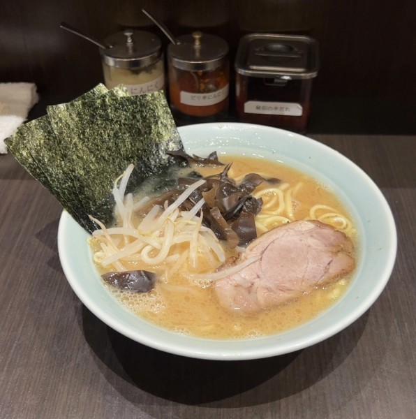 「ラーメン」@横浜ラーメン 増田家 幕張店の写真