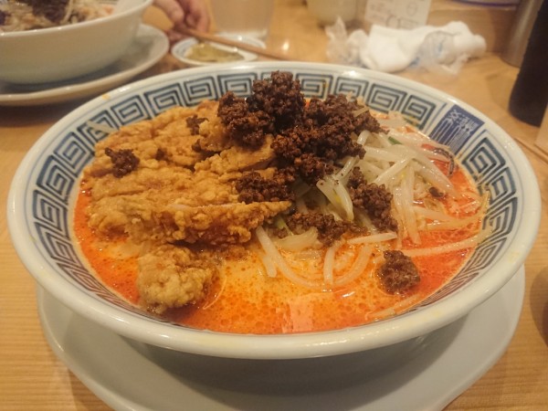 「排骨担々麺(中辛)」@希須林 赤坂店の写真