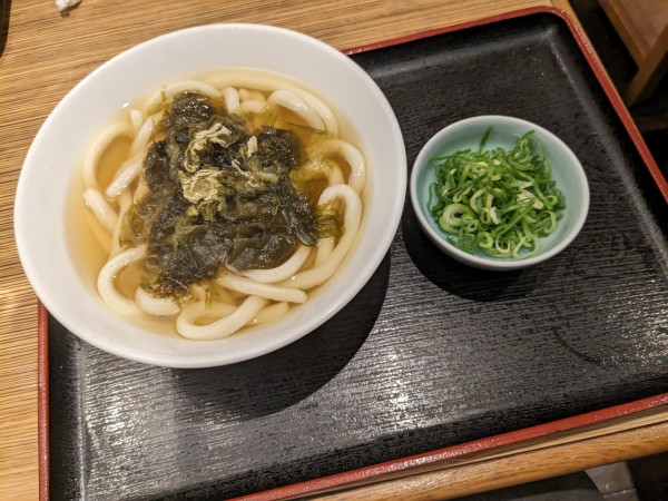 「昆布うどん」@大福うどん 1番街店の写真