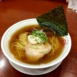 淡麗煮干ラーメン（７００円）