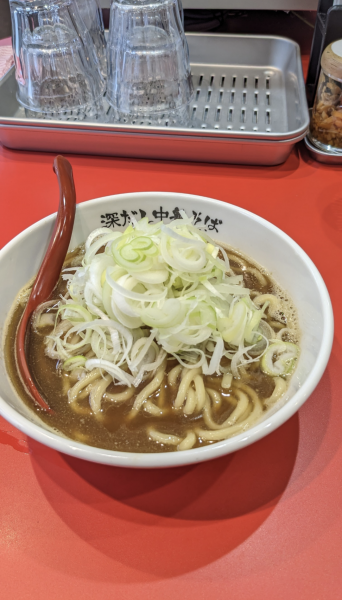 「かけラーメン 590円」@駅ラーメン 深だし中華そばの写真