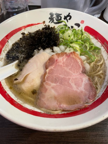 「追い煮干そば」@麺や でこの写真