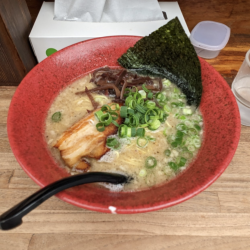 ラーメン 800円