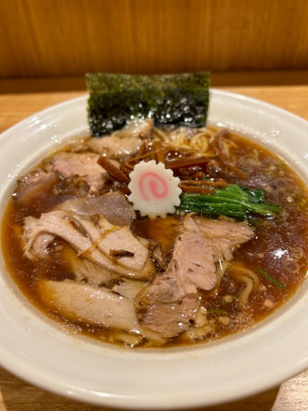 「醤油ラーメン」@長岡食堂 横浜西口店の写真