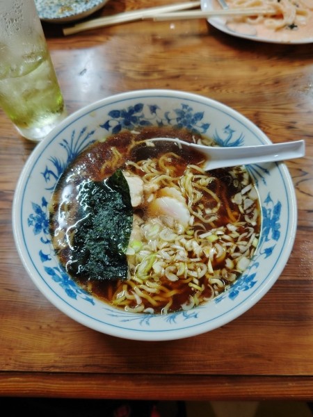 「ラーメン(650円)」@居酒屋 ちょうちん たつみの写真