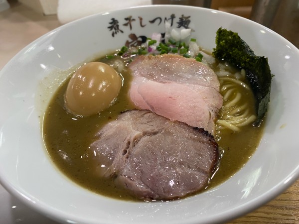 「燻製濃厚煮干そば塩」@煮干しつけ麺 宮元の写真