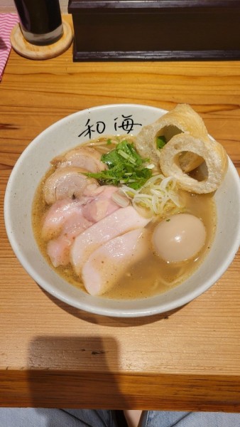 「塩ミックス+味玉」@らーめん専門 和海 なんば店の写真