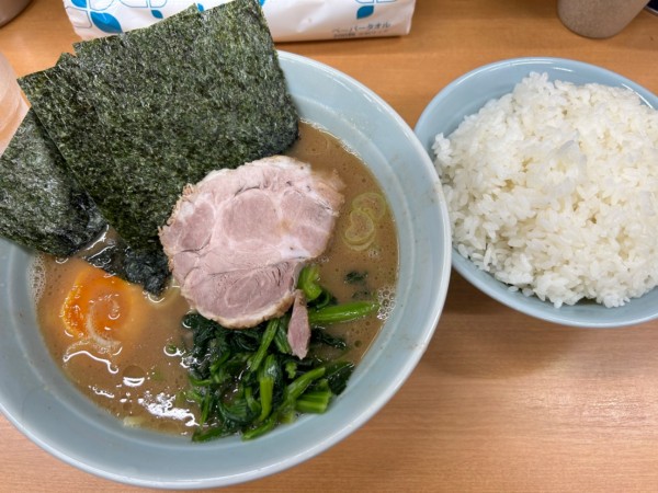 「ラーメン」@横浜らーめん 武蔵家 綾瀬店の写真