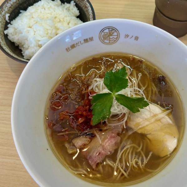 「牡蠣だし麺＋ごはん中盛」@牡蠣だし麺屋 汐ノ音の写真