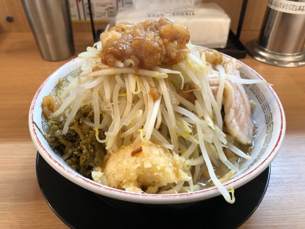 「ラーメン900」@豚山 蒲田店の写真