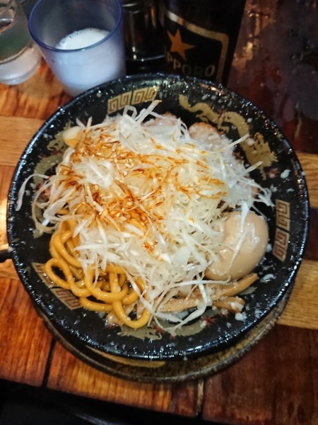 「ビール ＋ 爆盛油脂麺 200g ＋ ネギ」@らーめん 平太周 味庵の写真