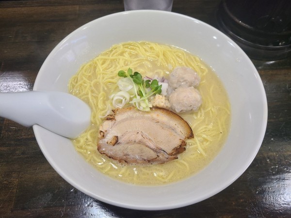 「鯛ラーメン+大盛り」@ラーメン晃煇の写真